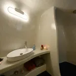Santorini Traditional Apt With Private Hot Tub Lägenhet Fira (Santorini)