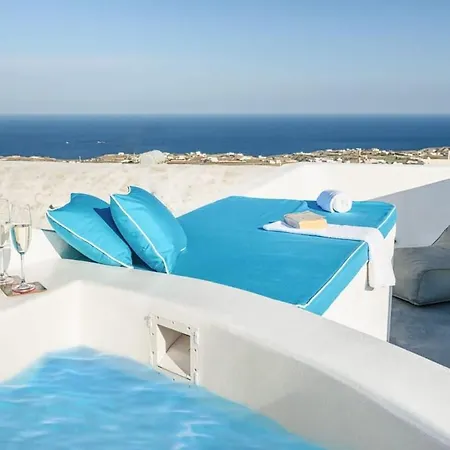 Apartment Santorini Traditional Apt With Private Hot Tub