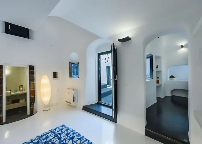 Santorini Traditional Apt With Private Hot Tub Apartamento *