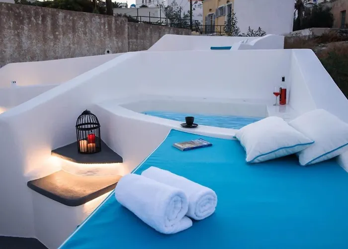 Santorini Traditional Apt With Private Hot Tub * Fira (Santorini)
