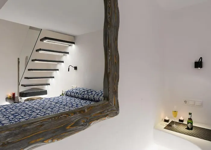 Apartamento Santorini Traditional Apt With Private Hot Tub